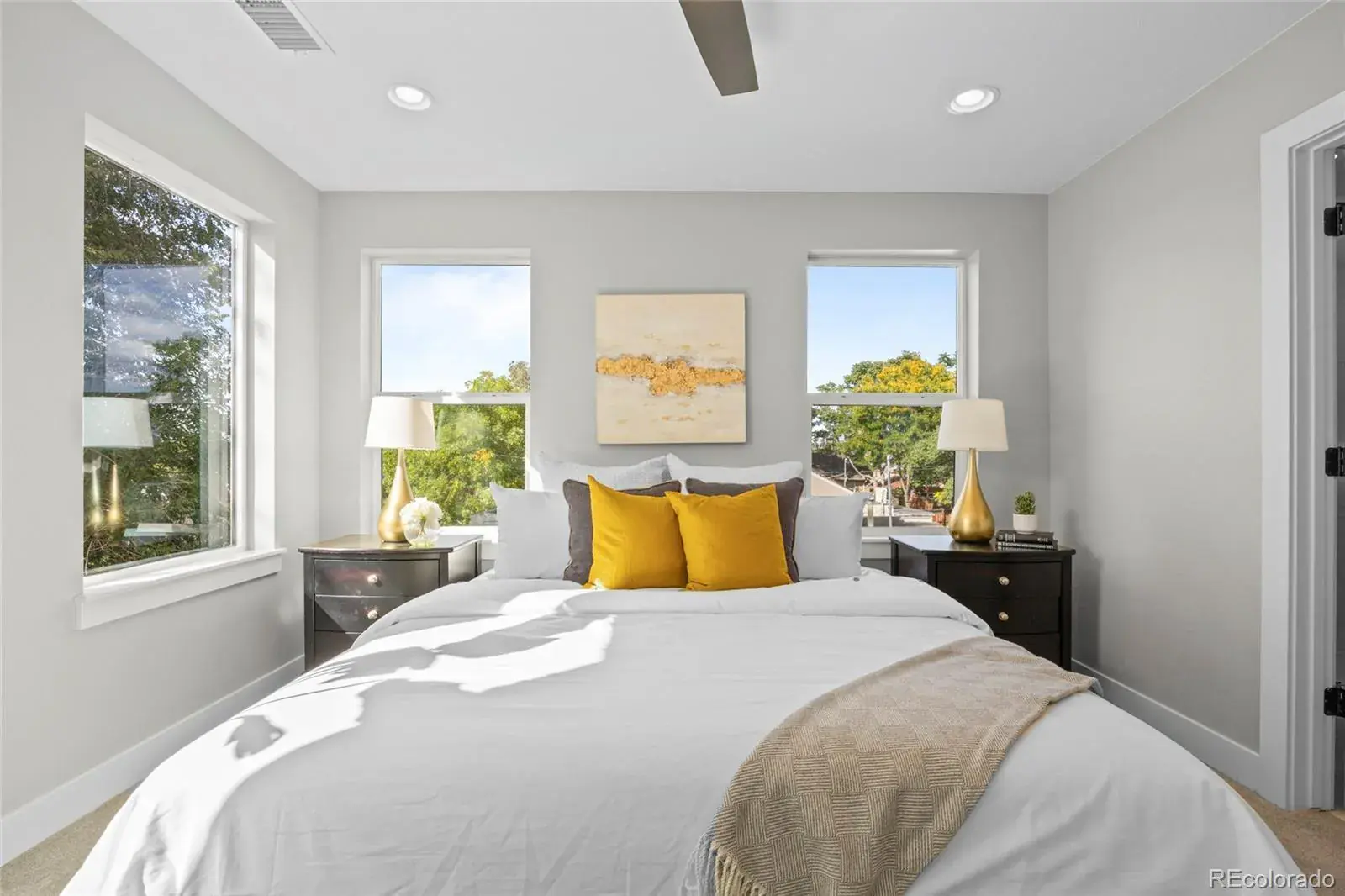 01102026002956 1600 22