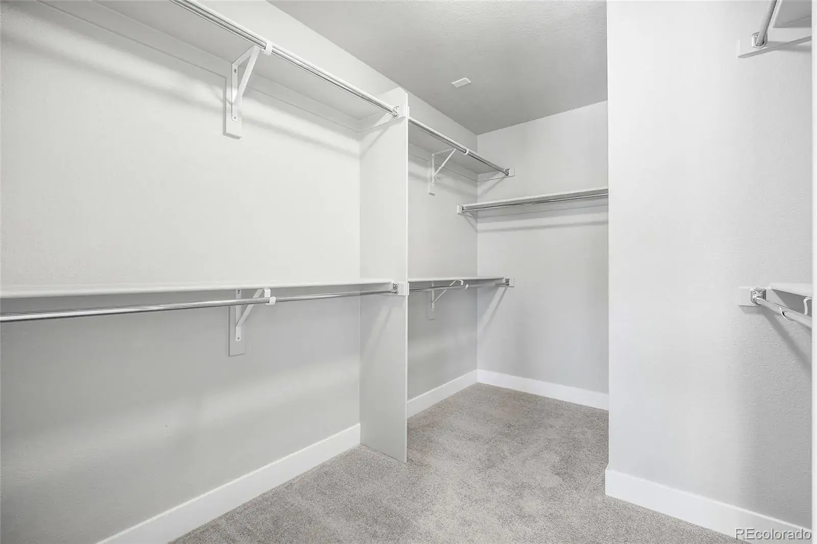 01102026002956 1600 26