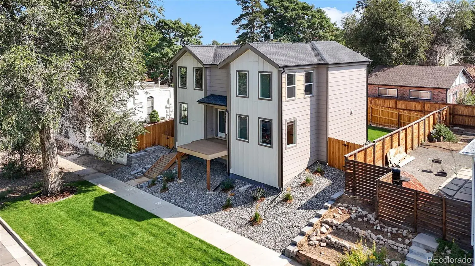 01102026002956 1600 43