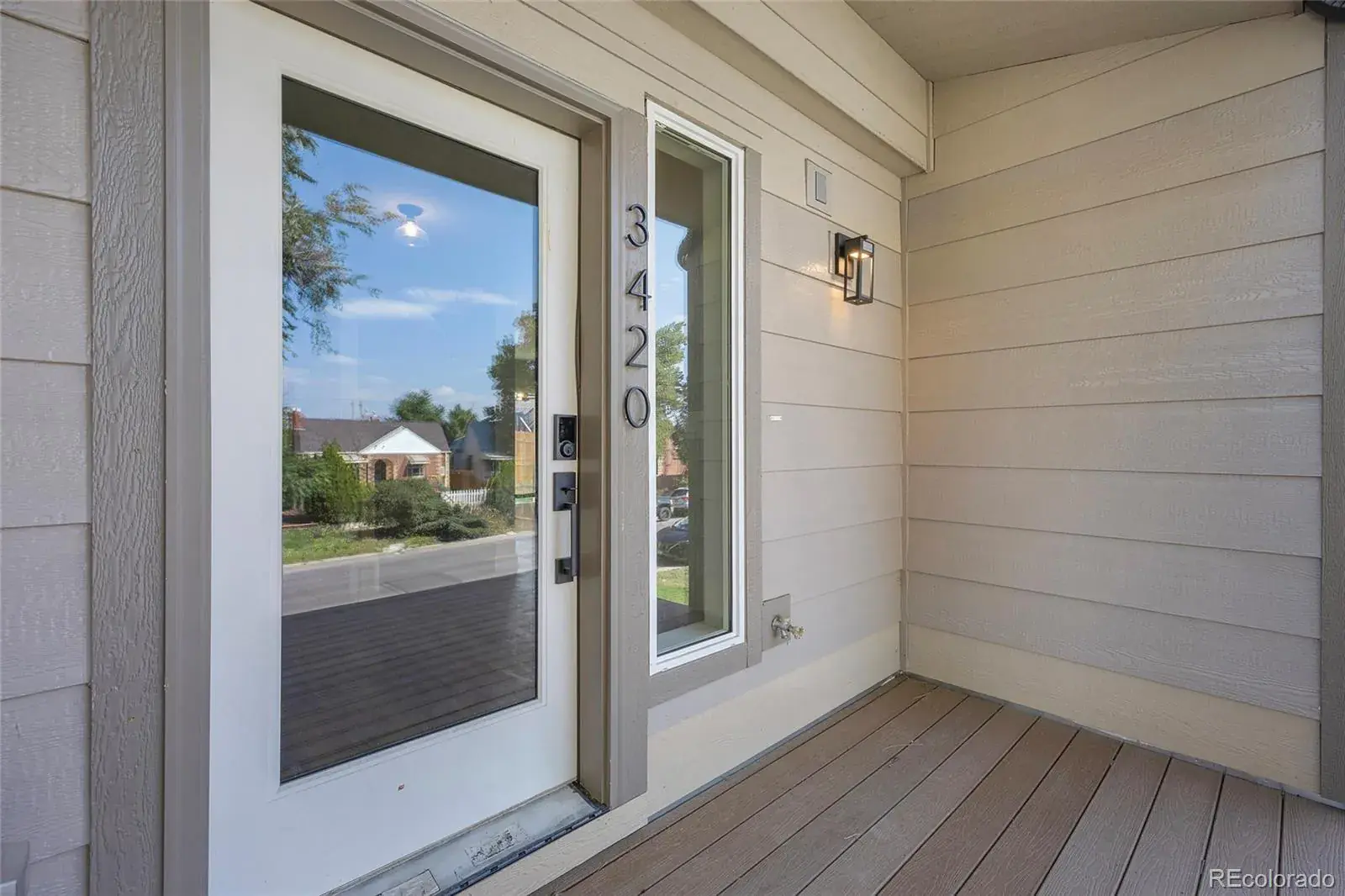 01102026002956 1600 6