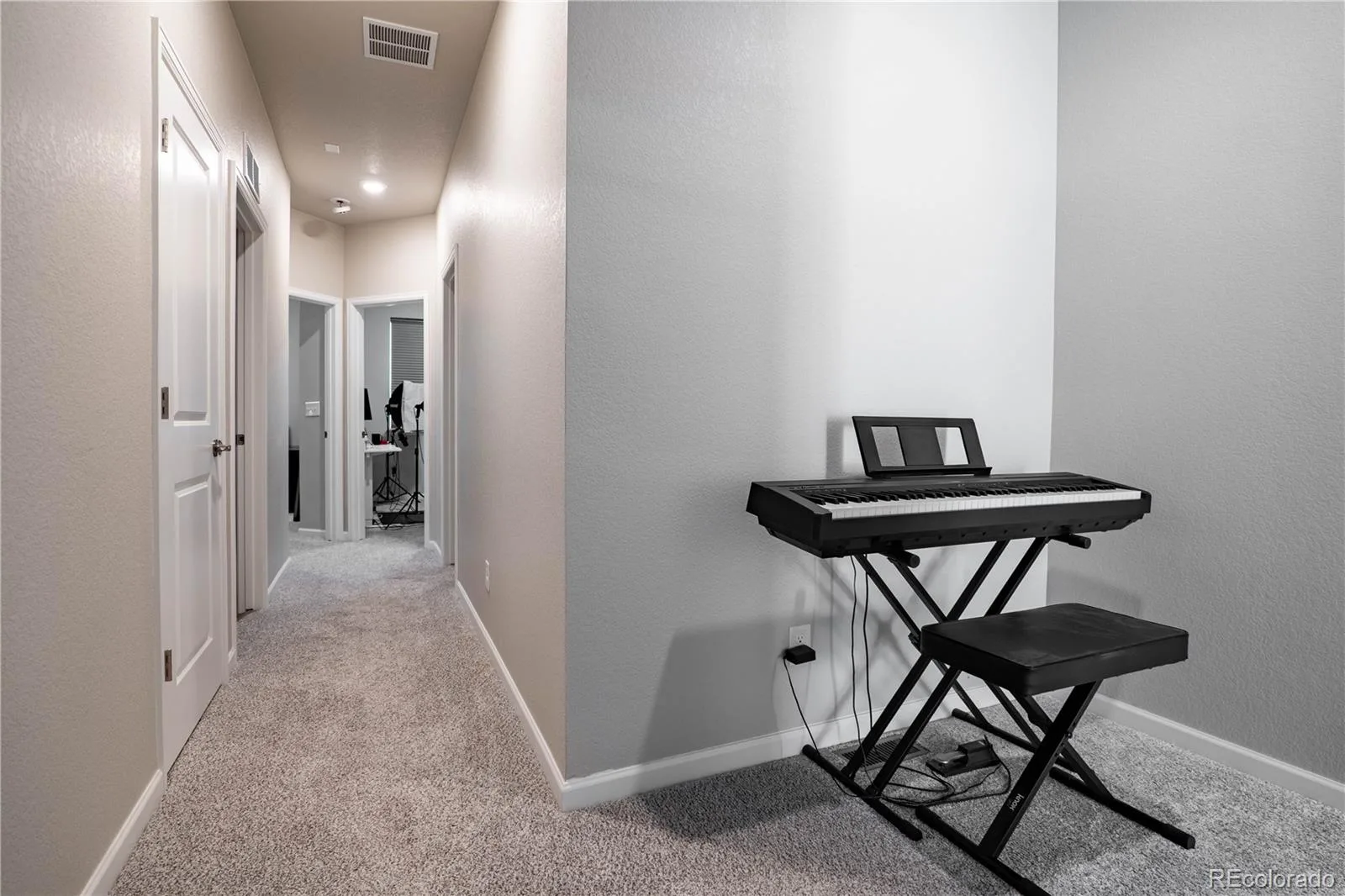 1981 S Poplar Denver CO 80224 | MLS #REC3338256 08072026195525 1600 19
