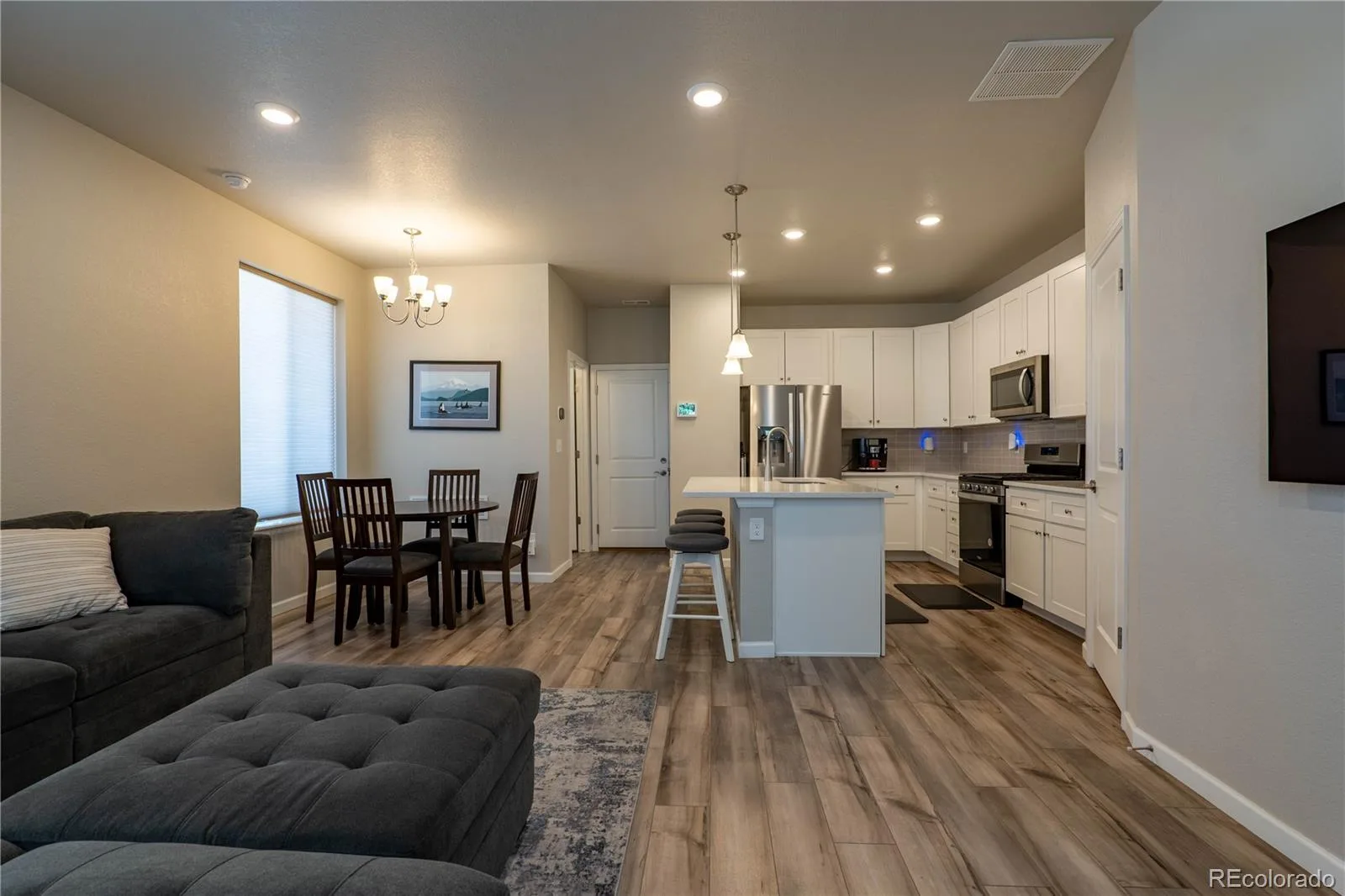 1981 S Poplar Denver CO 80224 | MLS #REC3338256 08072026195525 1600 3