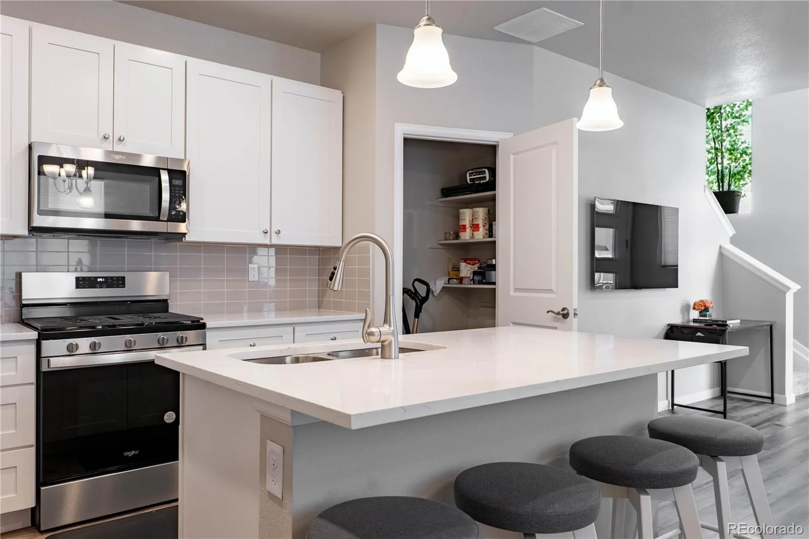 1981 S Poplar Denver CO 80224 | MLS #REC3338256 08072026195525 1600 6