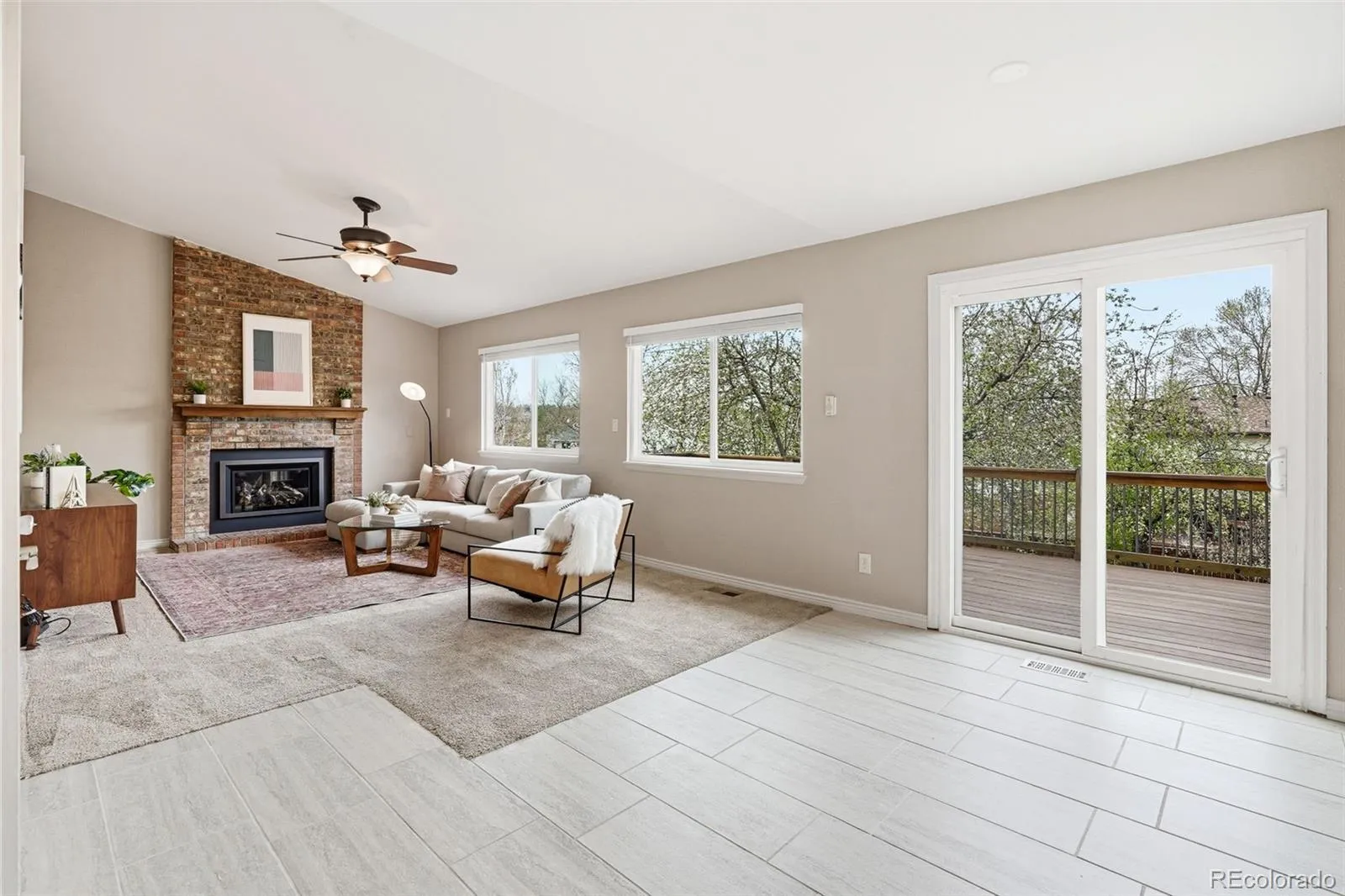 04172026221306 1600 12