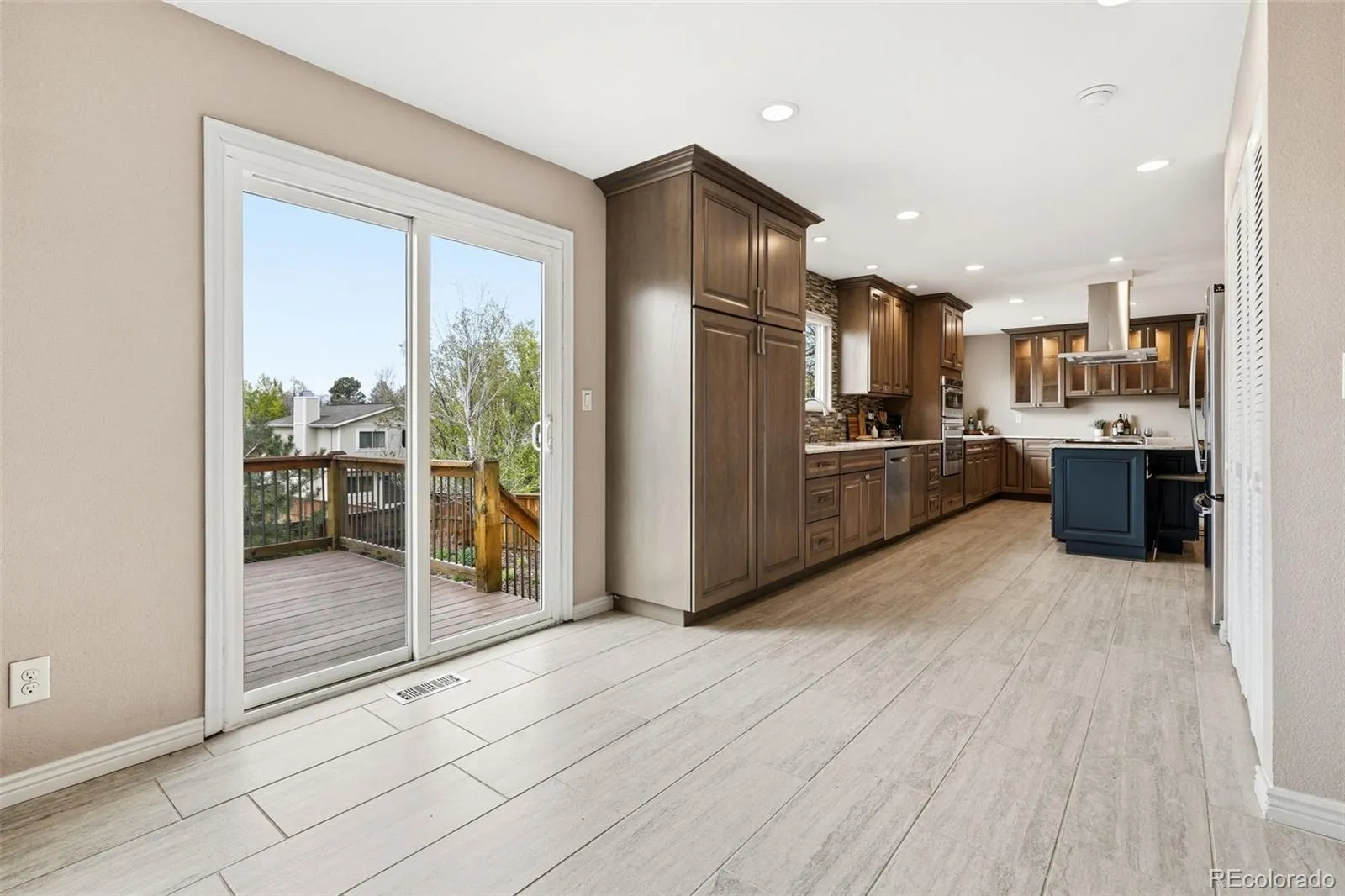 04172026221306 1600 8