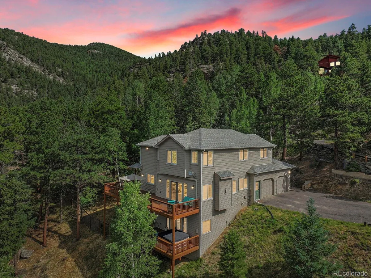 54 Spruce Court Evergreen CO 80439 | MLS #REC3344414 06092026001902 1200 40