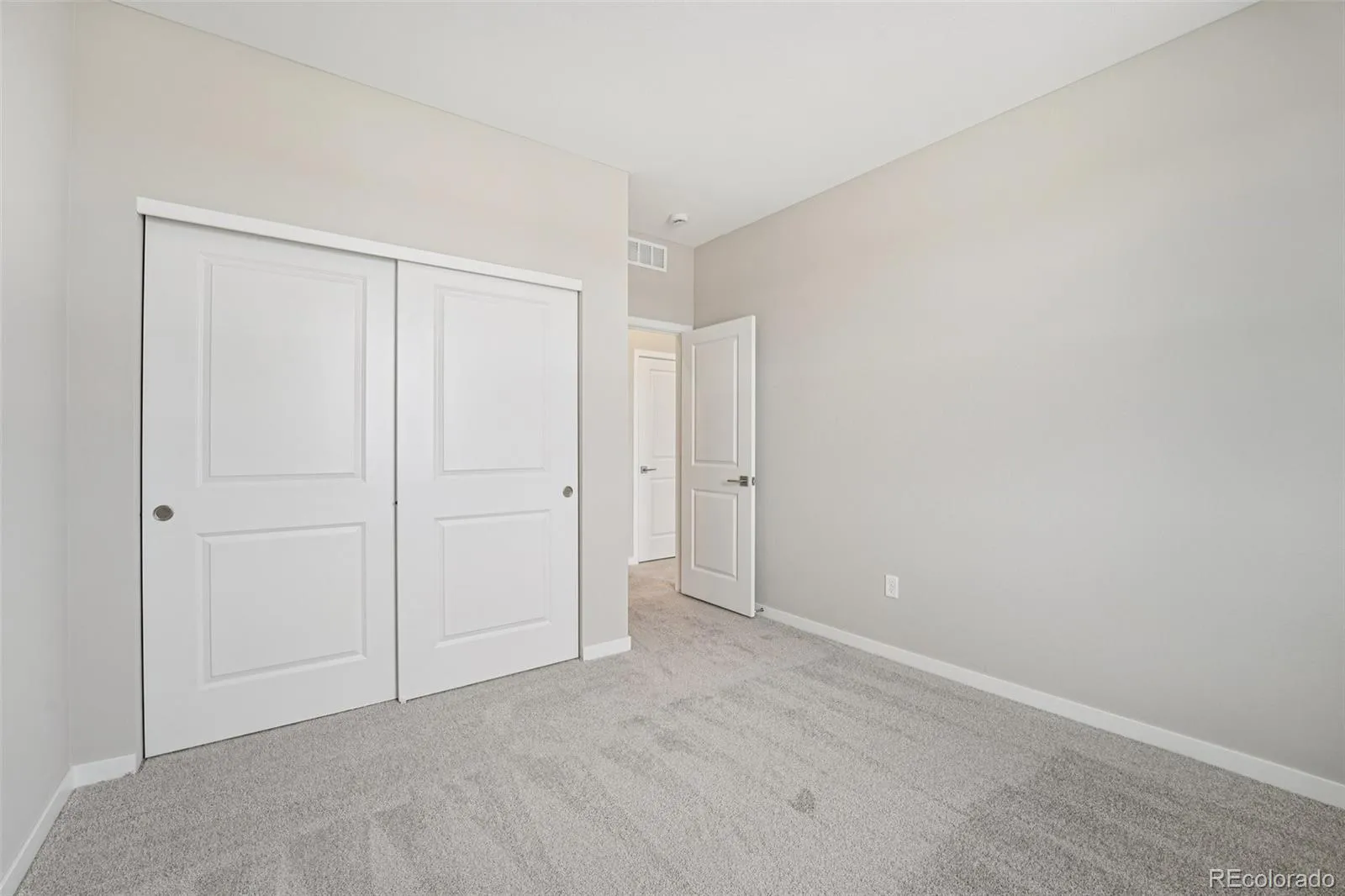 13823 Daffodil Way Parker CO 80134 MLS #REC3344786 04042026000324 1600 29