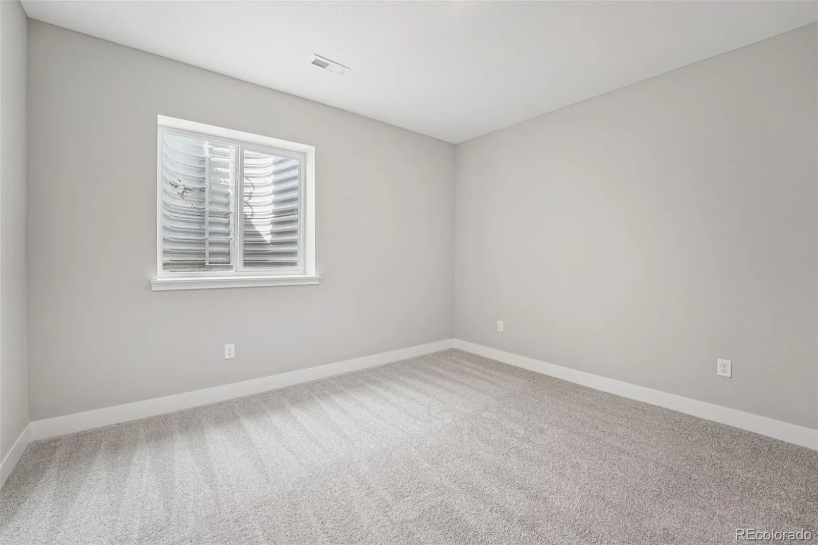13823 Daffodil Way Parker CO 80134 MLS #REC3344786 04042026000324 1600 38