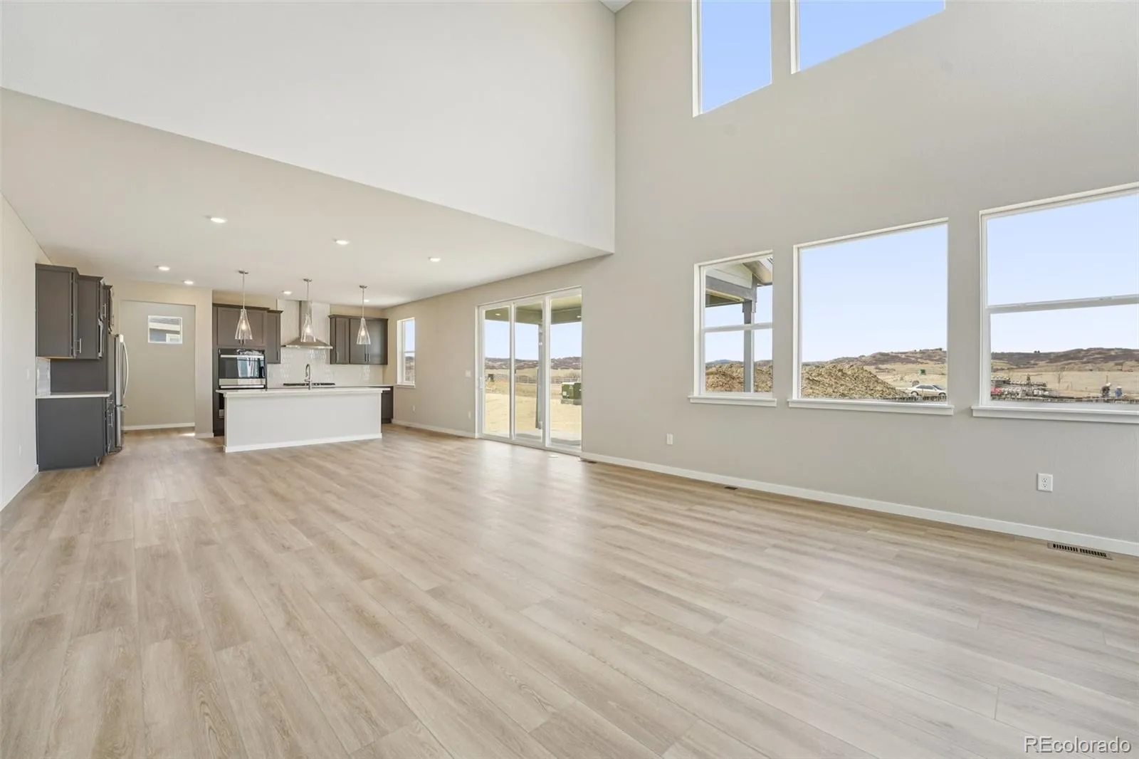 13823 Daffodil Way Parker CO 80134 MLS #REC3344786 04042026000324 1600 4