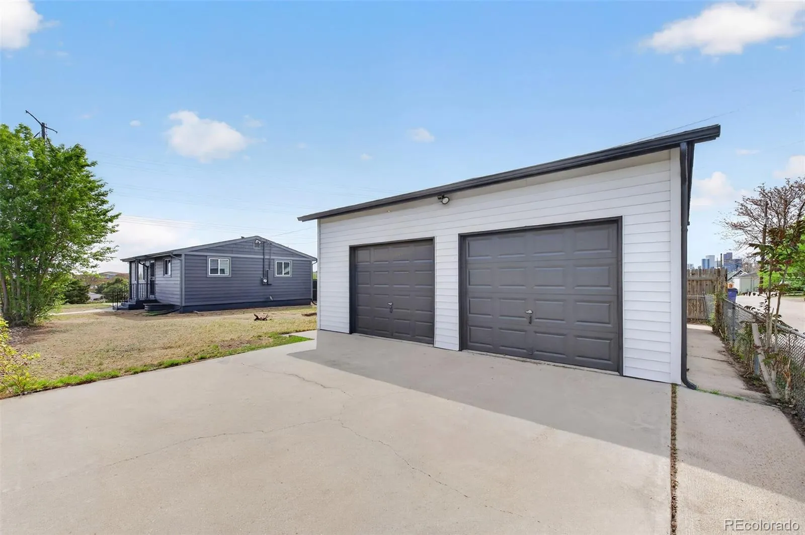 04162026144200 1600 1