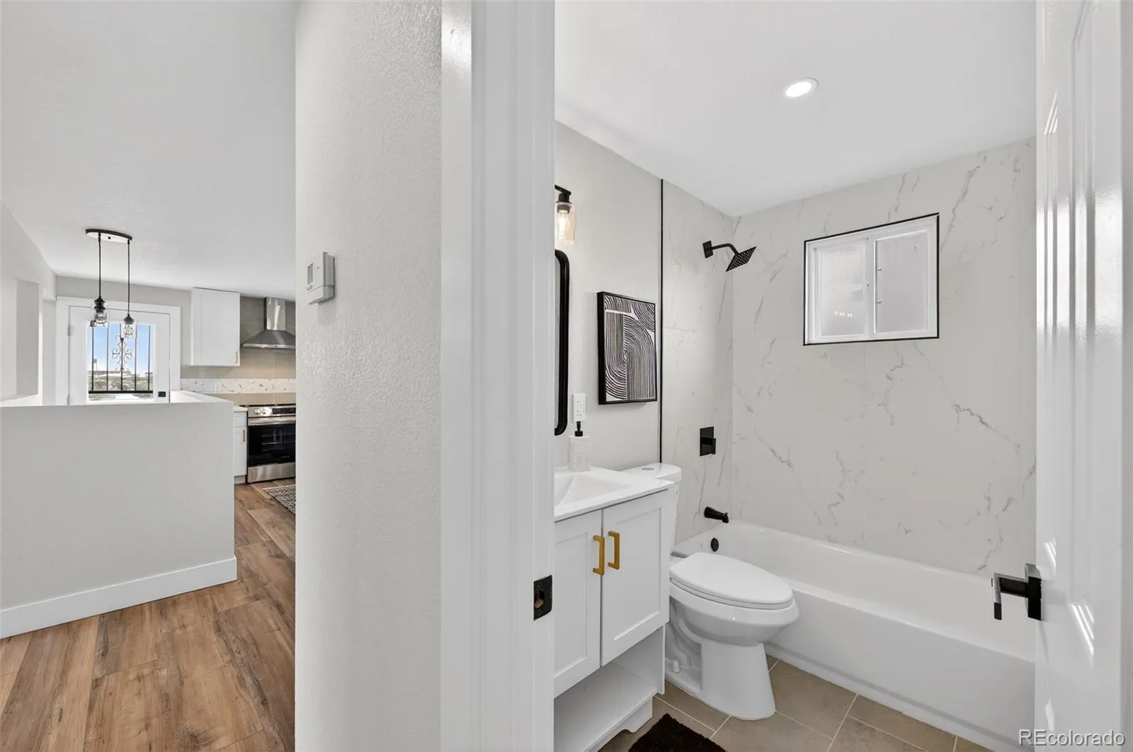 04162026144200 1600 11