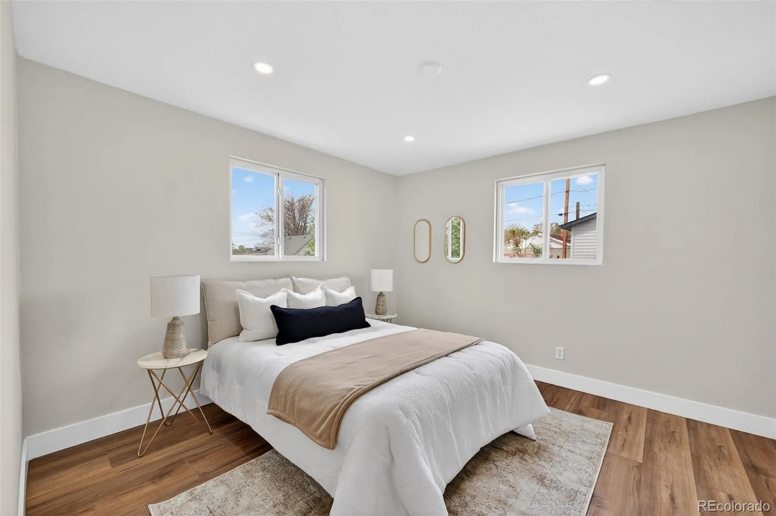 04162026144200 1600 15