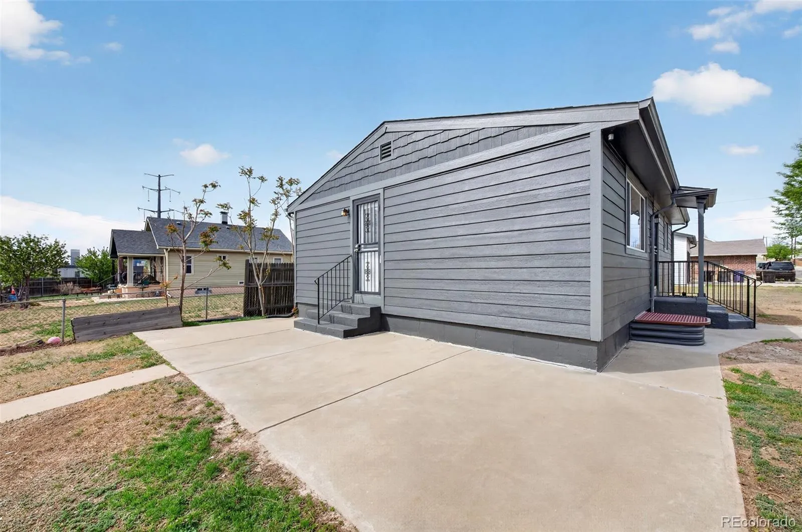 04162026144200 1600 26