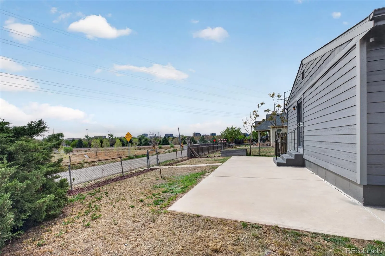 04162026144200 1600 27