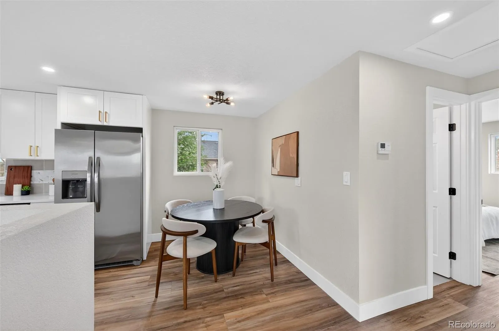 04162026144200 1600 7