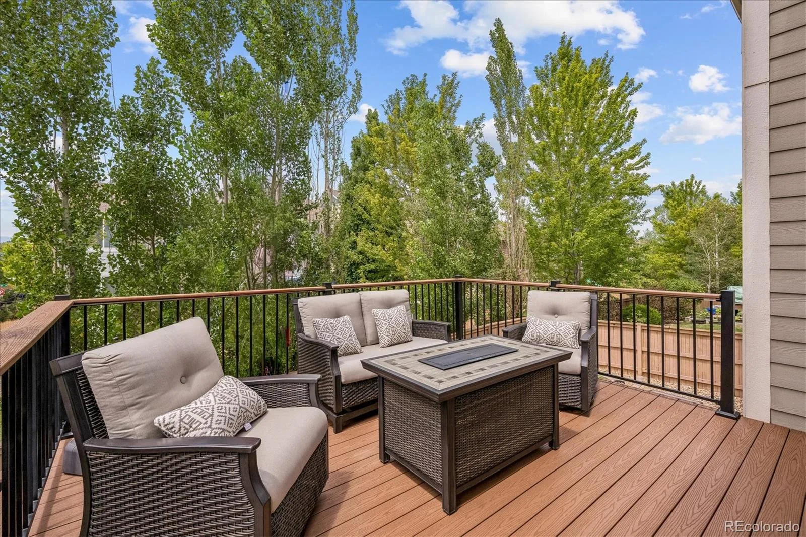 10835 Hickory Ridge Lane Highlands Ranch CO 80126 | MLS #REC3346091 08012026005855 1600 29