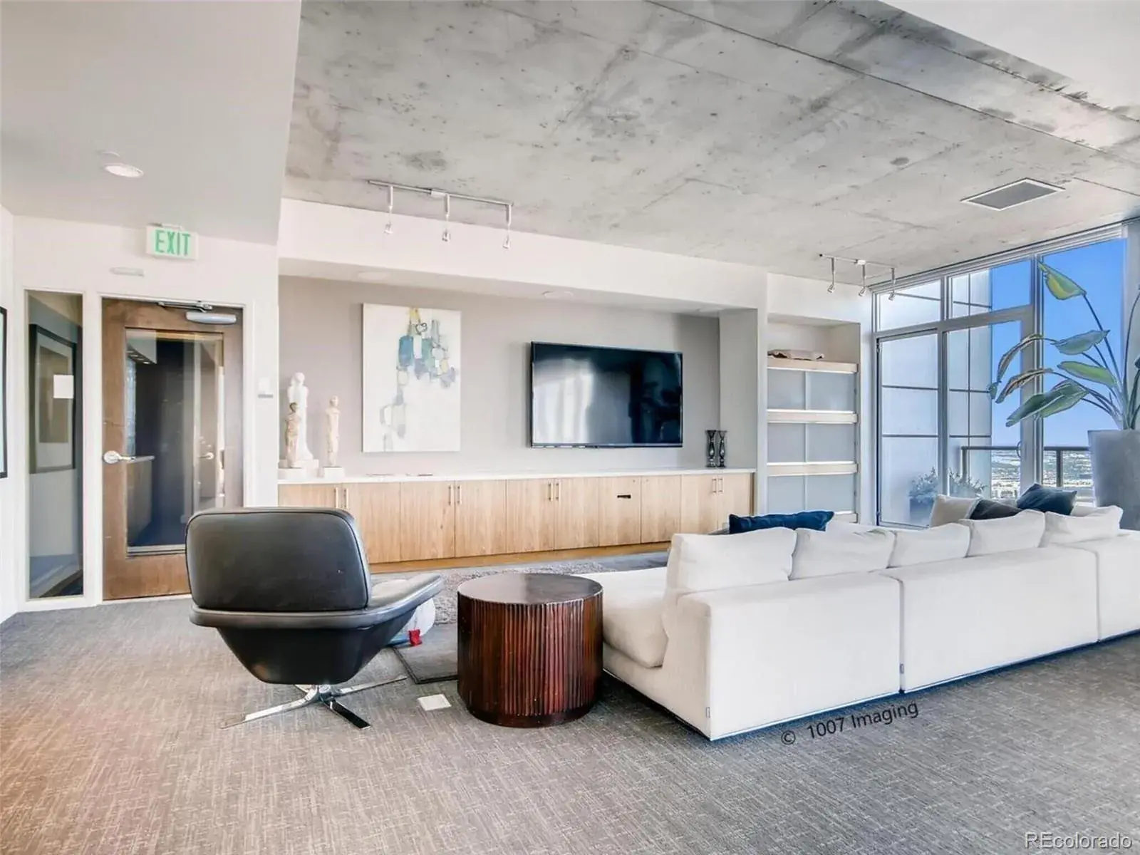 03032026003728 1600 44