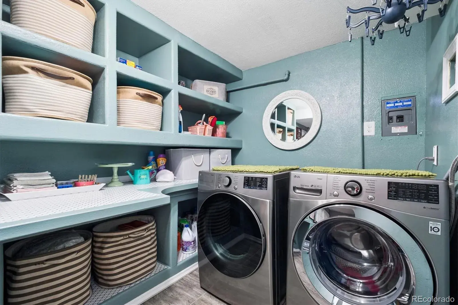 03032026212843 1600 18