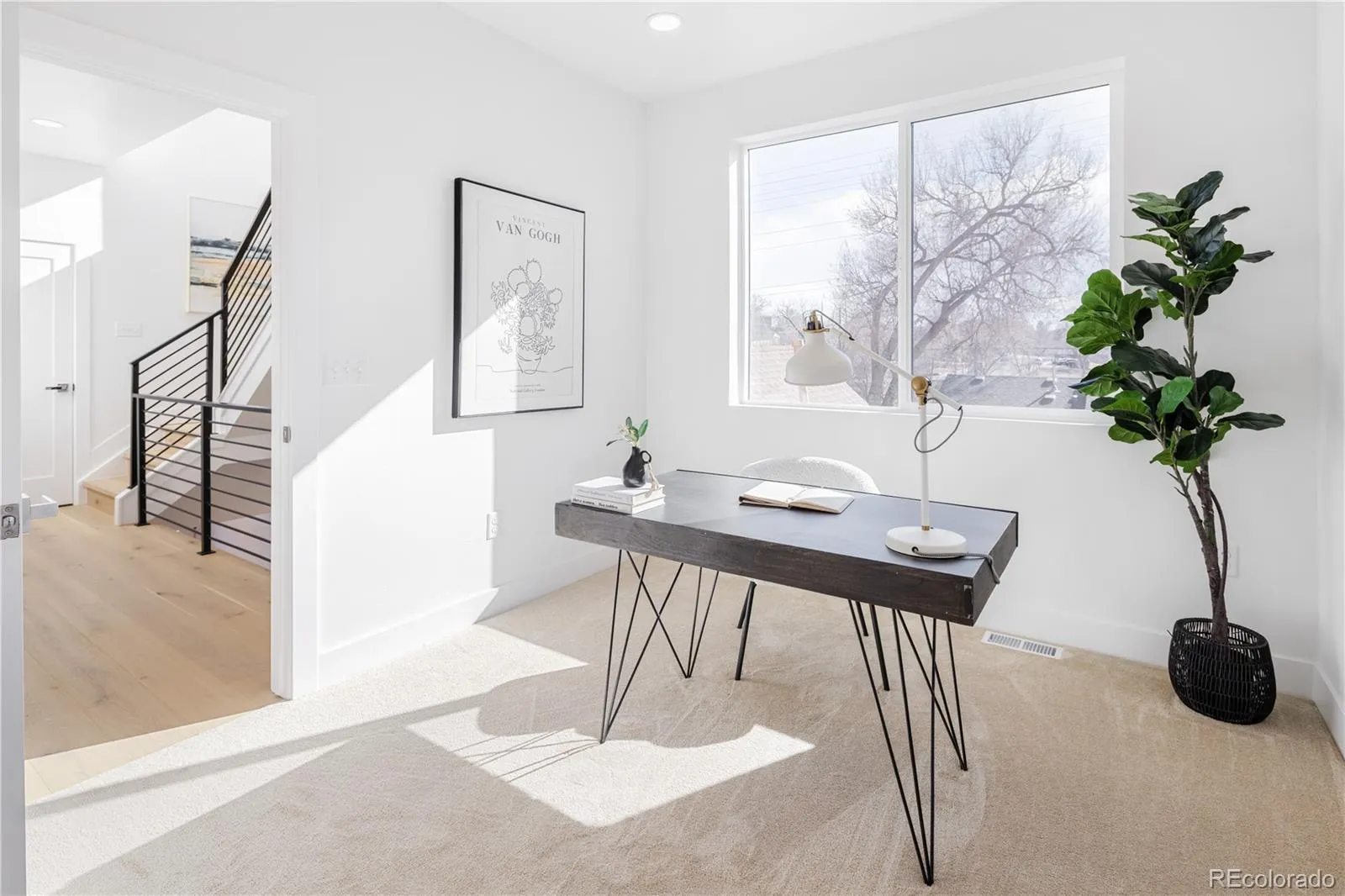 04112026215453 1600 12