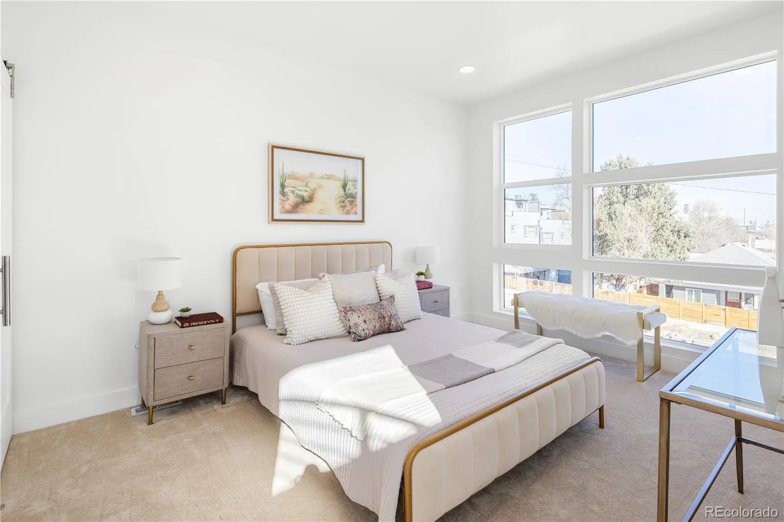 04112026215453 1600 16