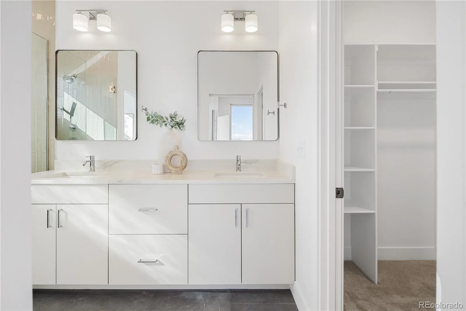 04112026215453 1600 29