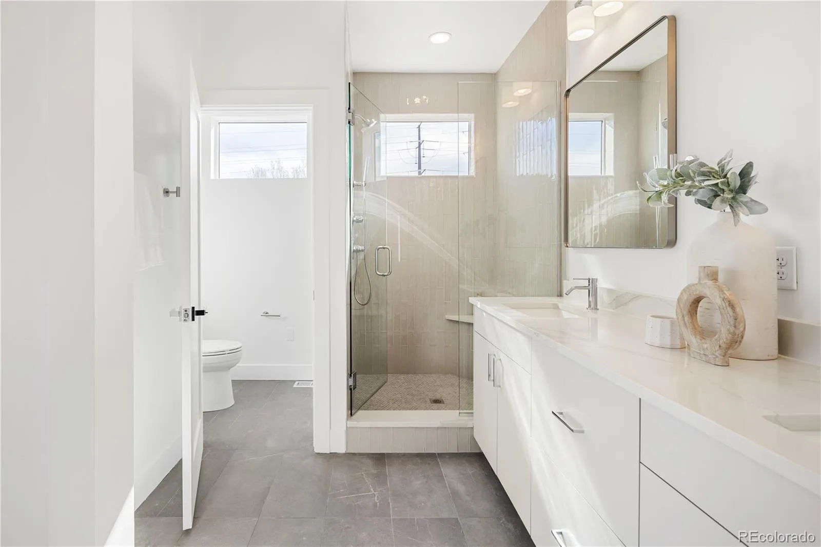 04112026215453 1600 30