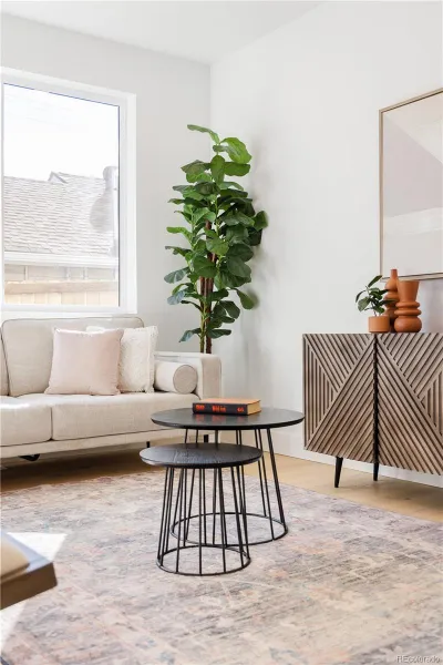 04112026215453 800 39