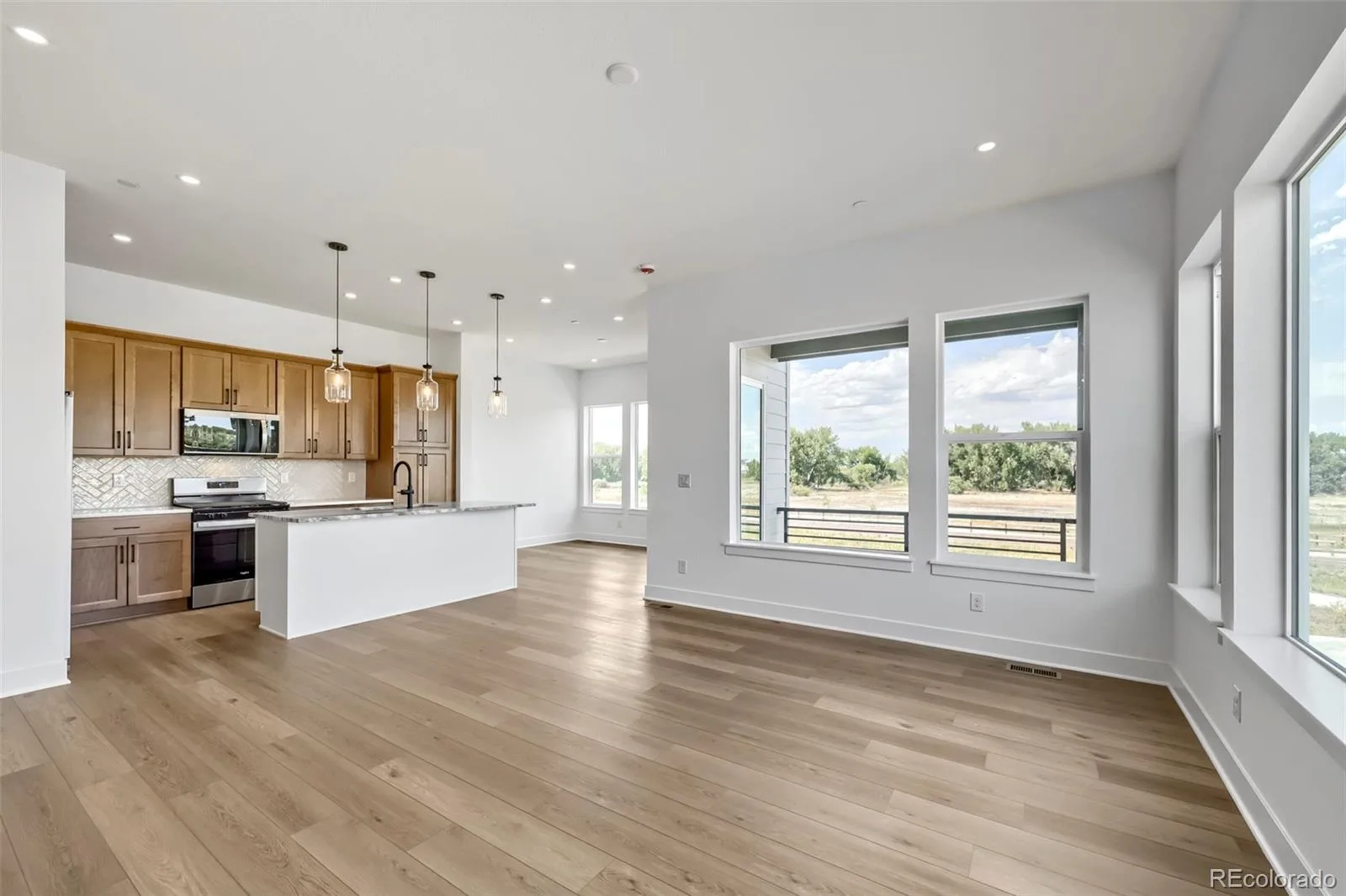 3430 W Elmhurst Avenue Littleton CO 80120 | MLS #REC3351751 08222026221227 1600 2
