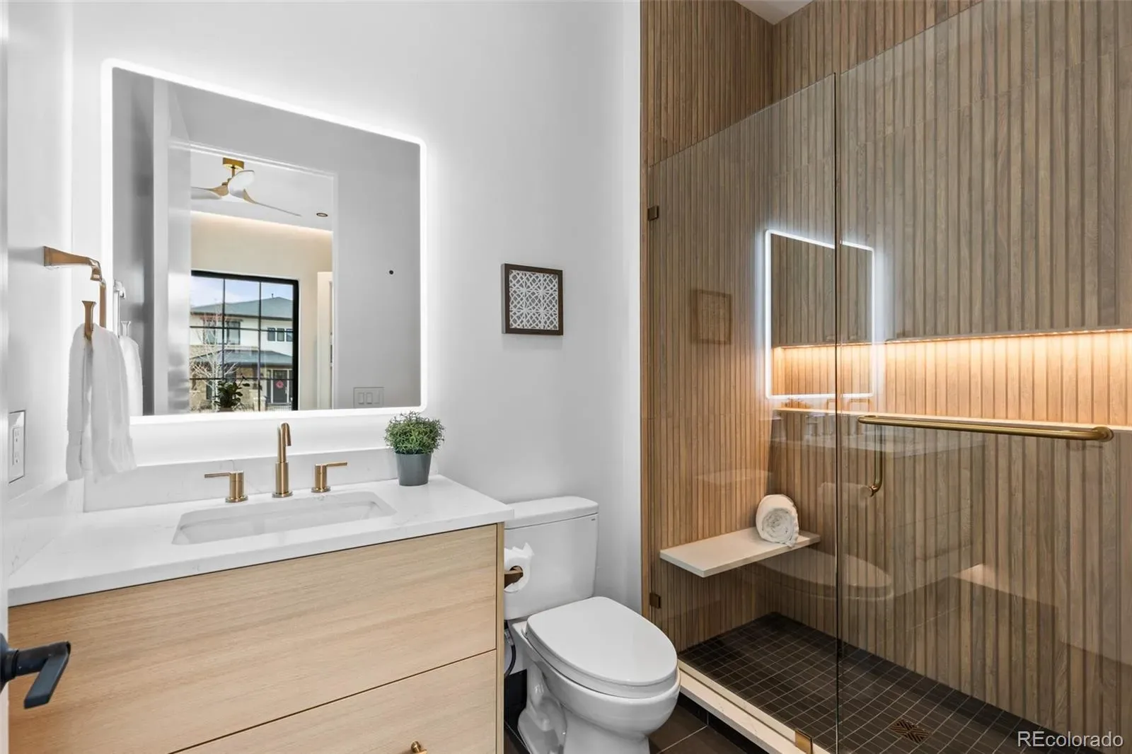 03172026230341 1600 21