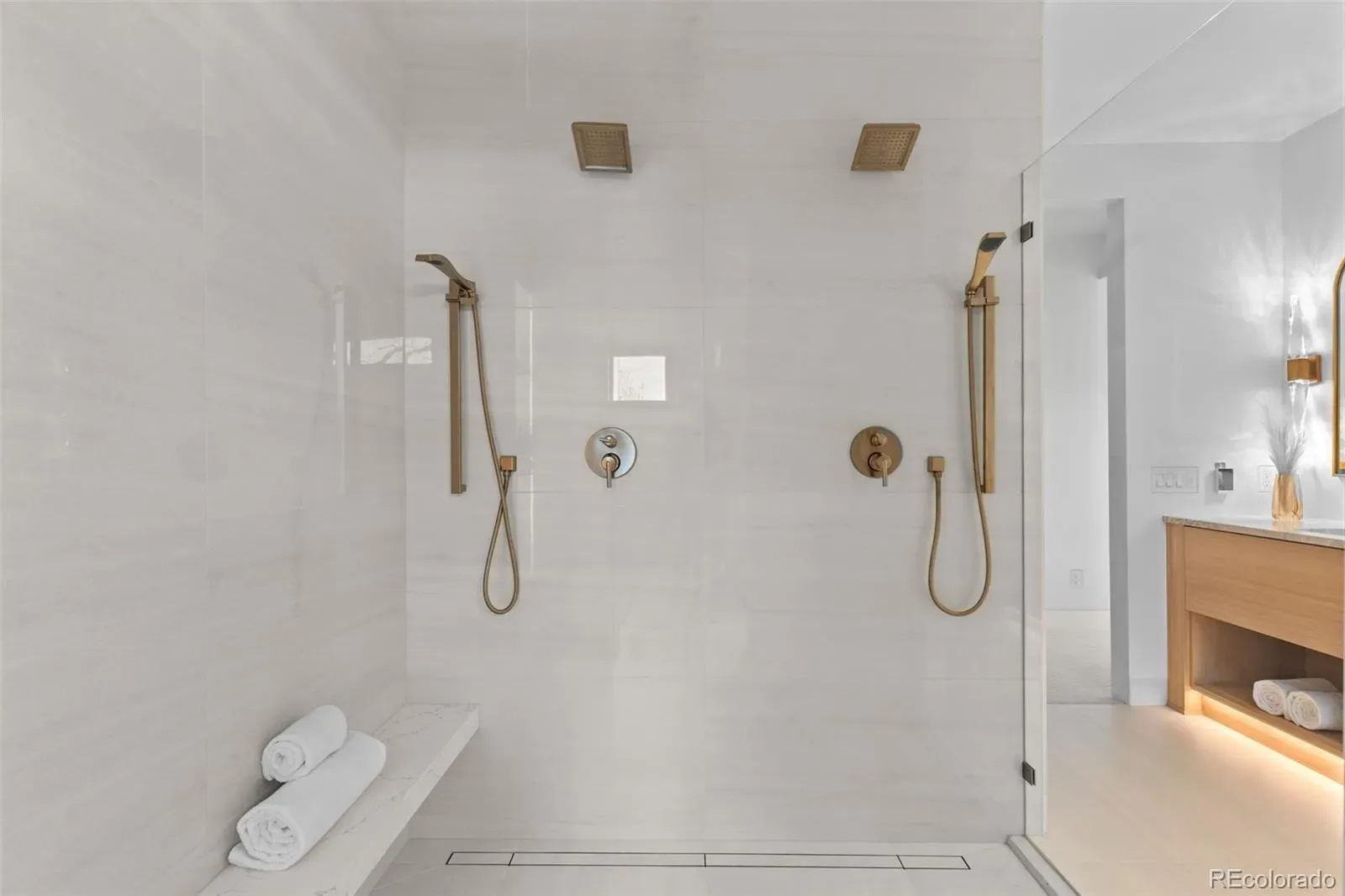 03172026230341 1600 30