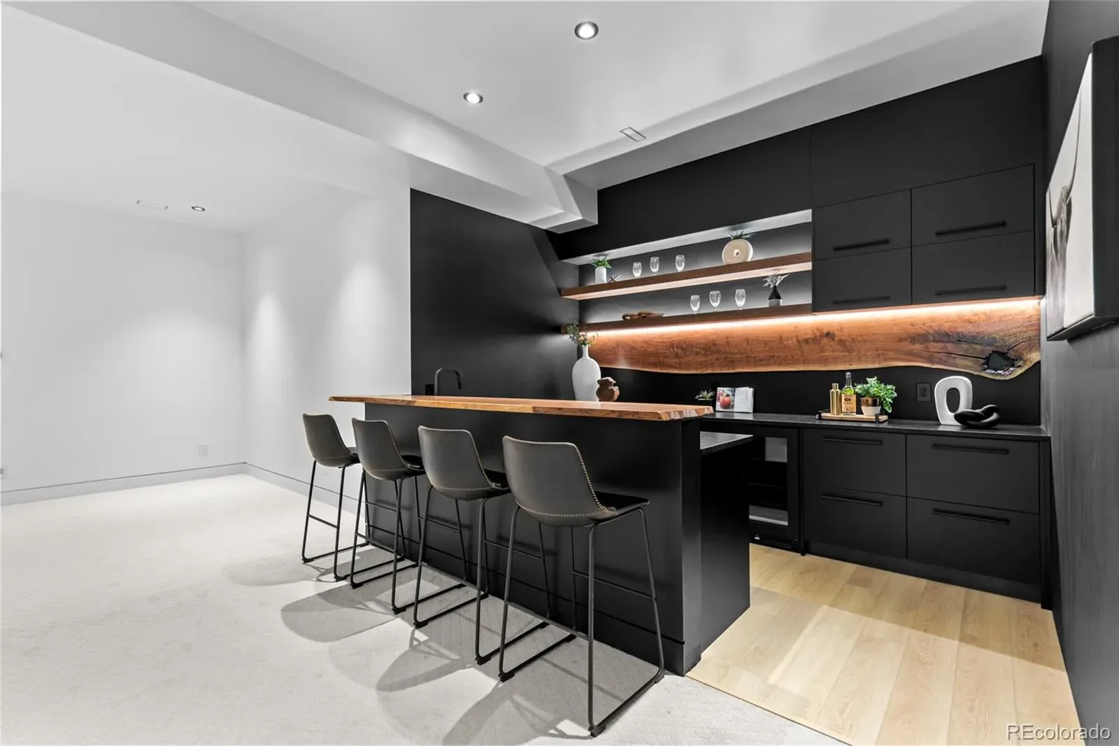 03172026230341 1600 42