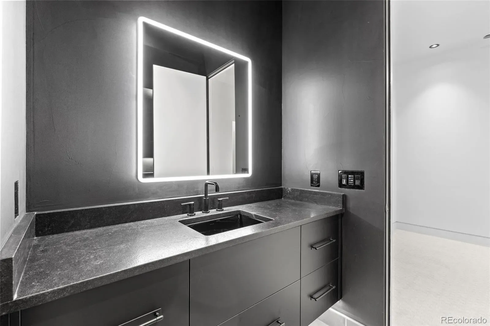 03172026230341 1600 45