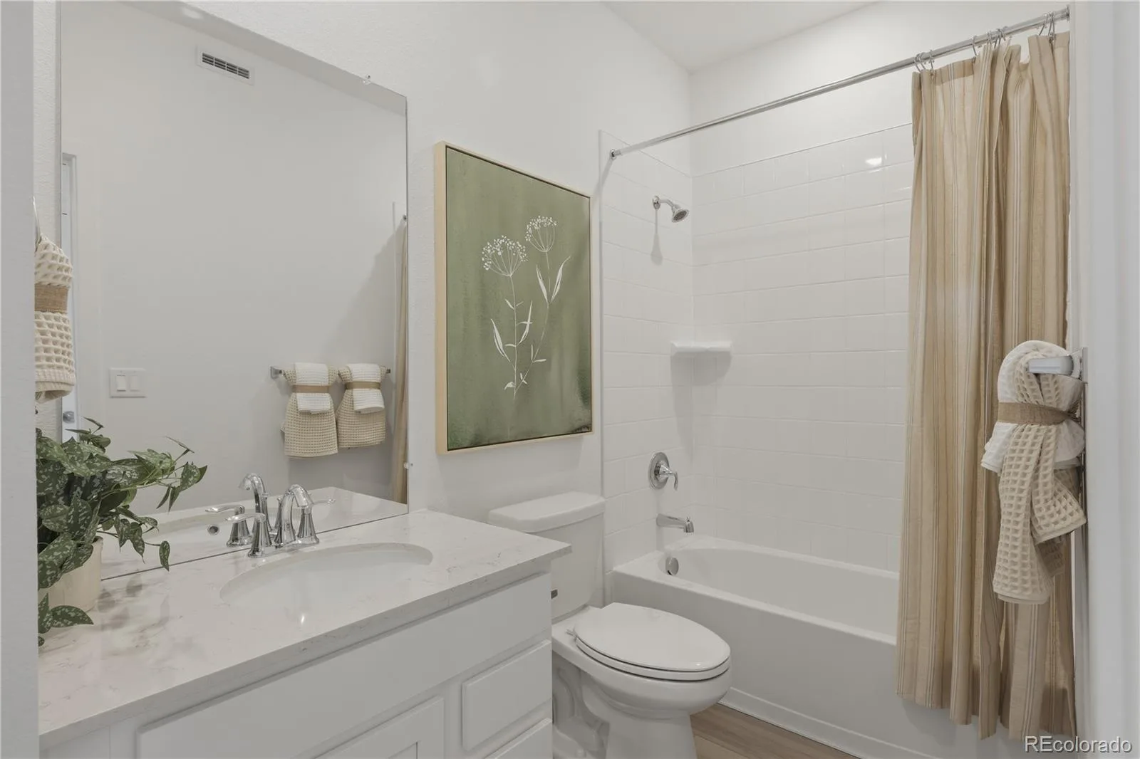15547 Gilpin Avenue Parker CO 80134 | MLS #REC3358572 08072026172630 1600 11