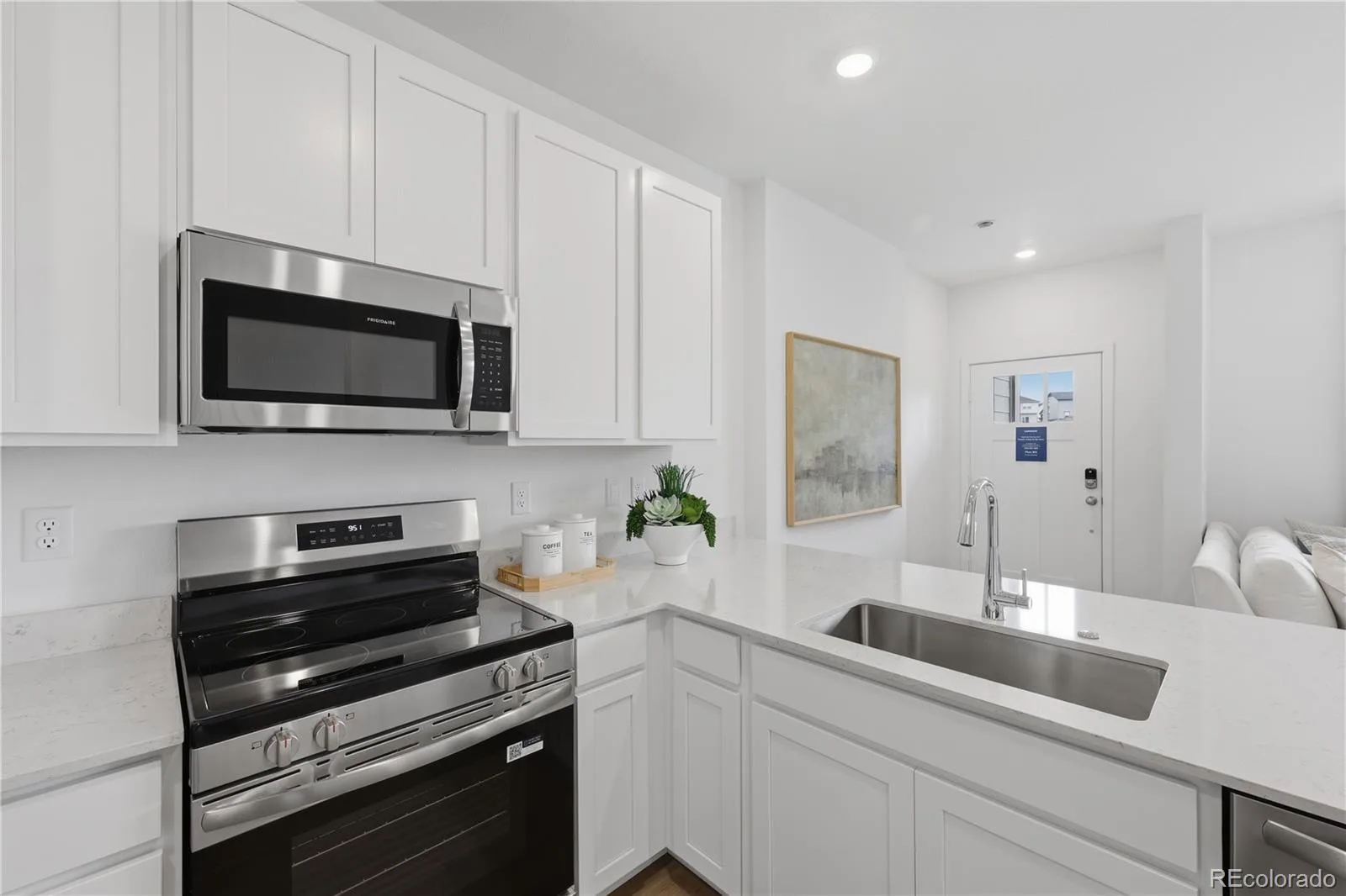 15547 Gilpin Avenue Parker CO 80134 | MLS #REC3358572 08072026172630 1600 2