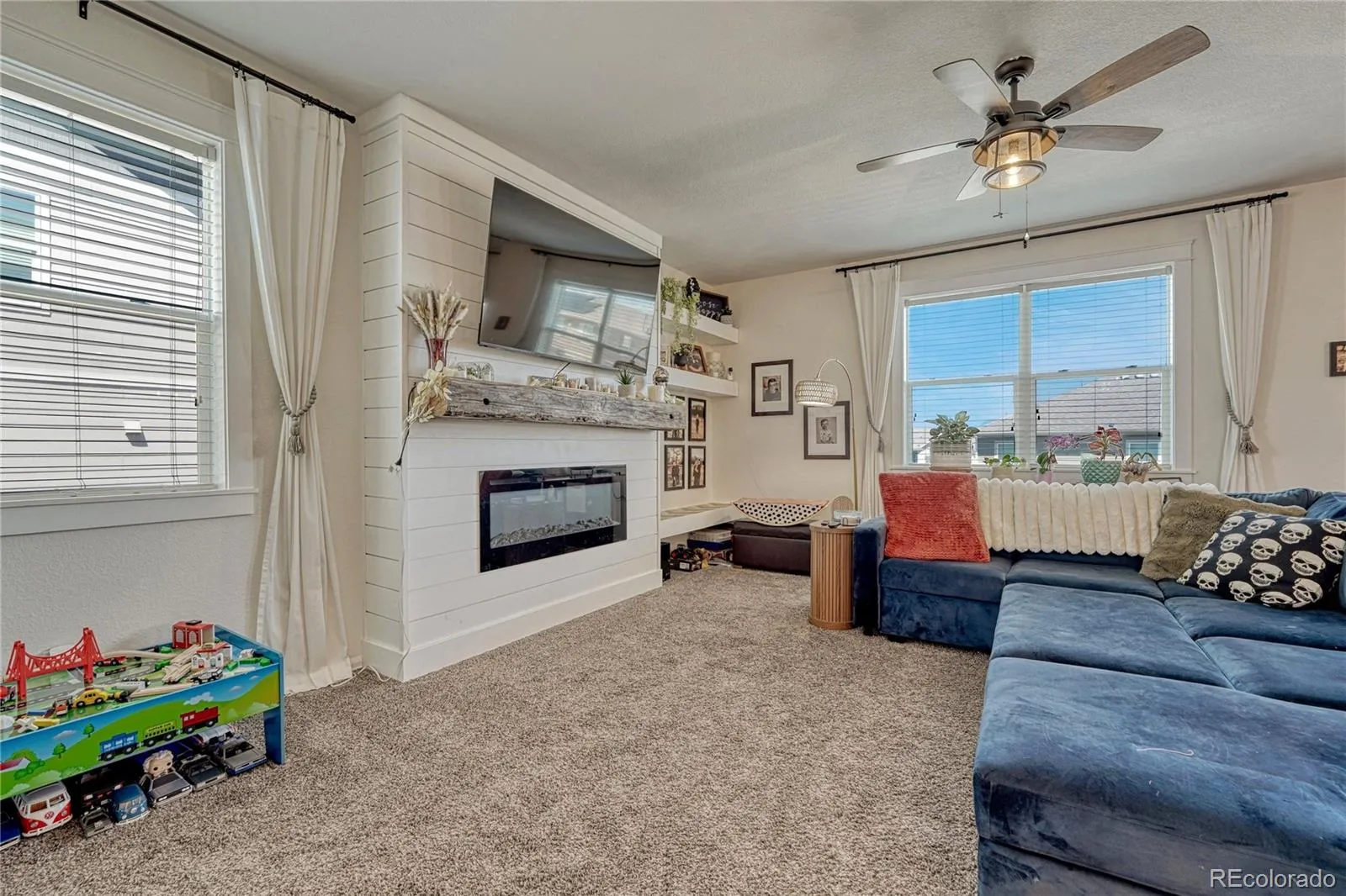 6044 Point Rider Circle Castle Rock CO 80104 | MLS #REC3361781 05092026192424 1600 12