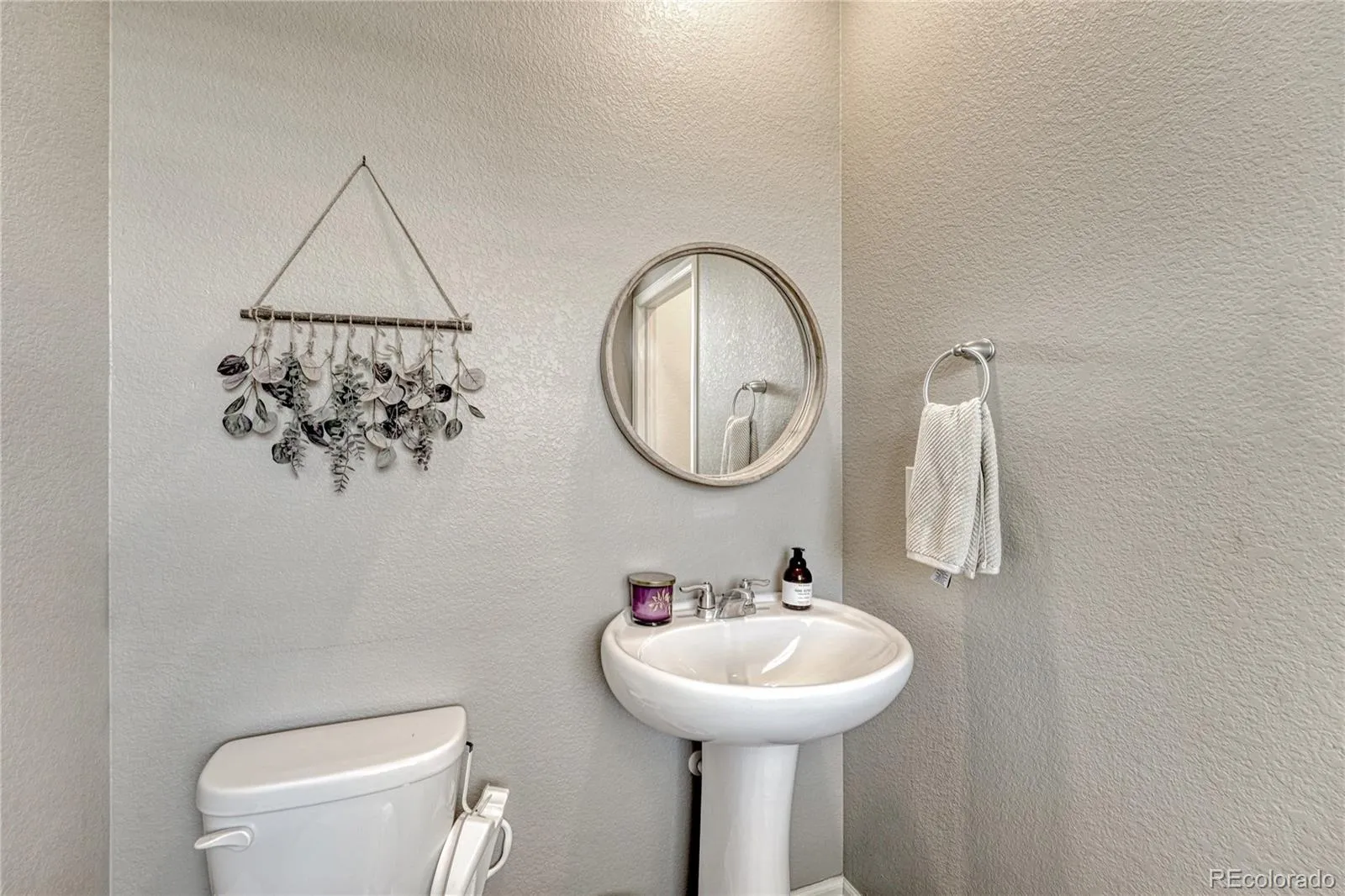 6044 Point Rider Circle Castle Rock CO 80104 | MLS #REC3361781 05092026192424 1600 14