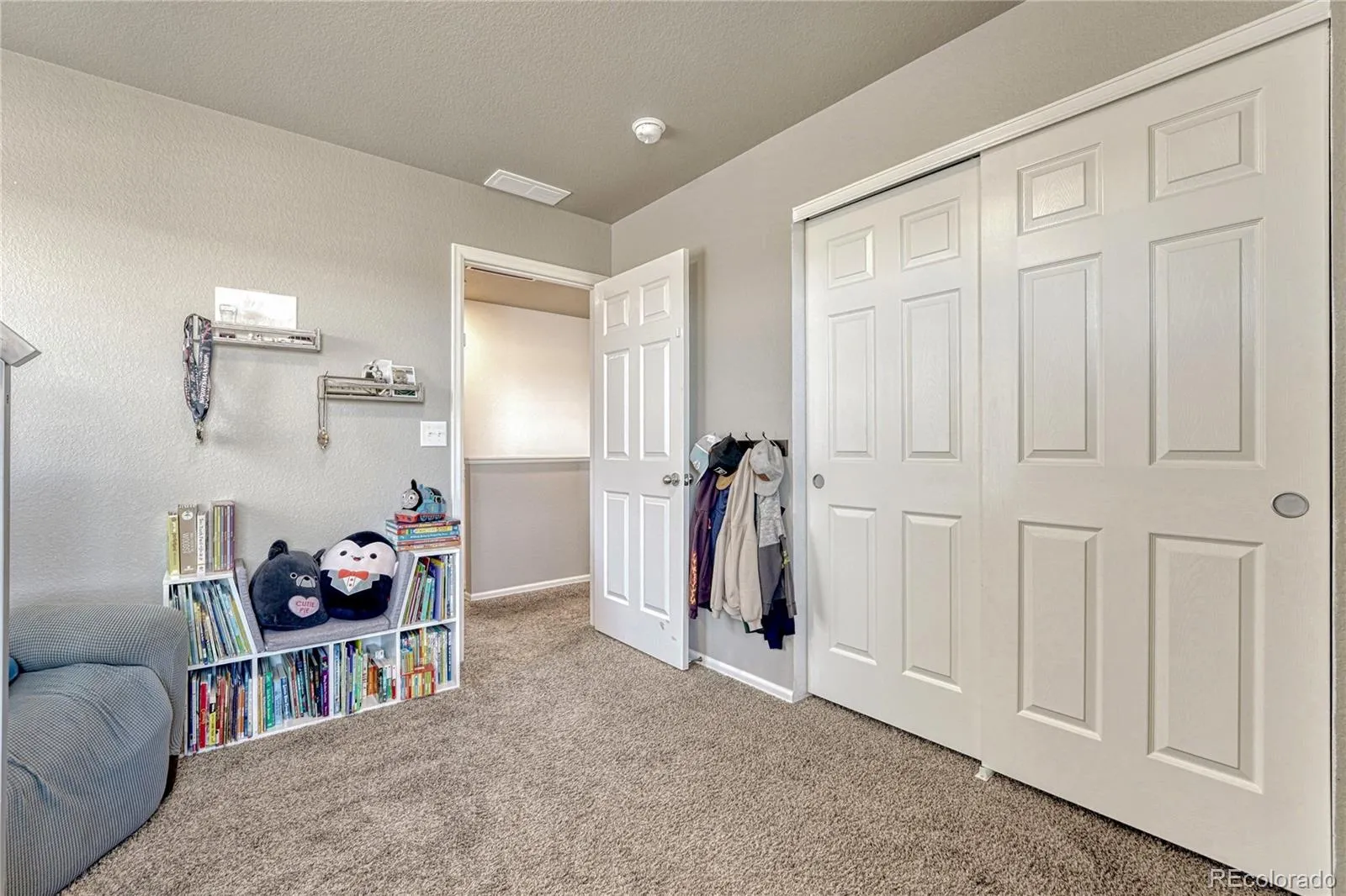 6044 Point Rider Circle Castle Rock CO 80104 | MLS #REC3361781 05092026192424 1600 21