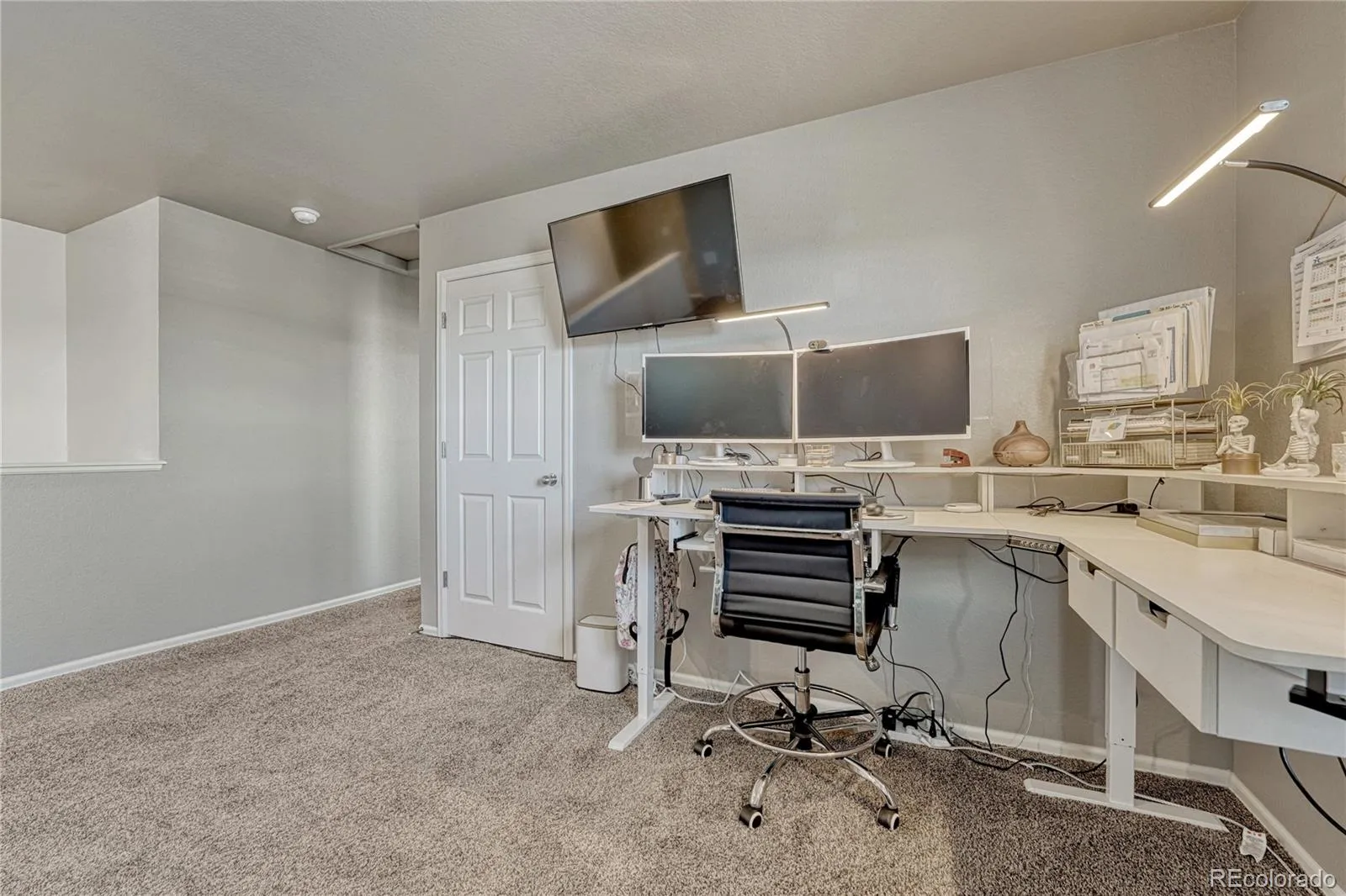 6044 Point Rider Circle Castle Rock CO 80104 | MLS #REC3361781 05092026192424 1600 25