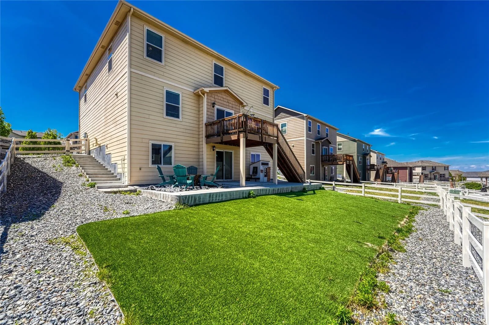6044 Point Rider Circle Castle Rock CO 80104 | MLS #REC3361781 05092026192424 1600 33