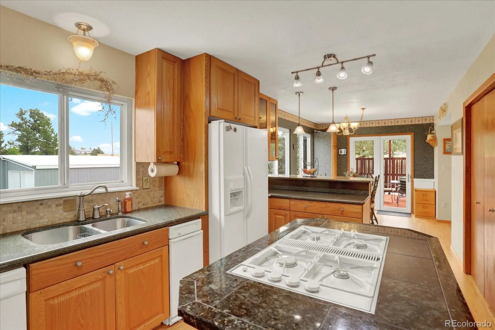 43120 London Drive Parker CO 80138 | MLS #REC3362566 08172026200412 1600 12