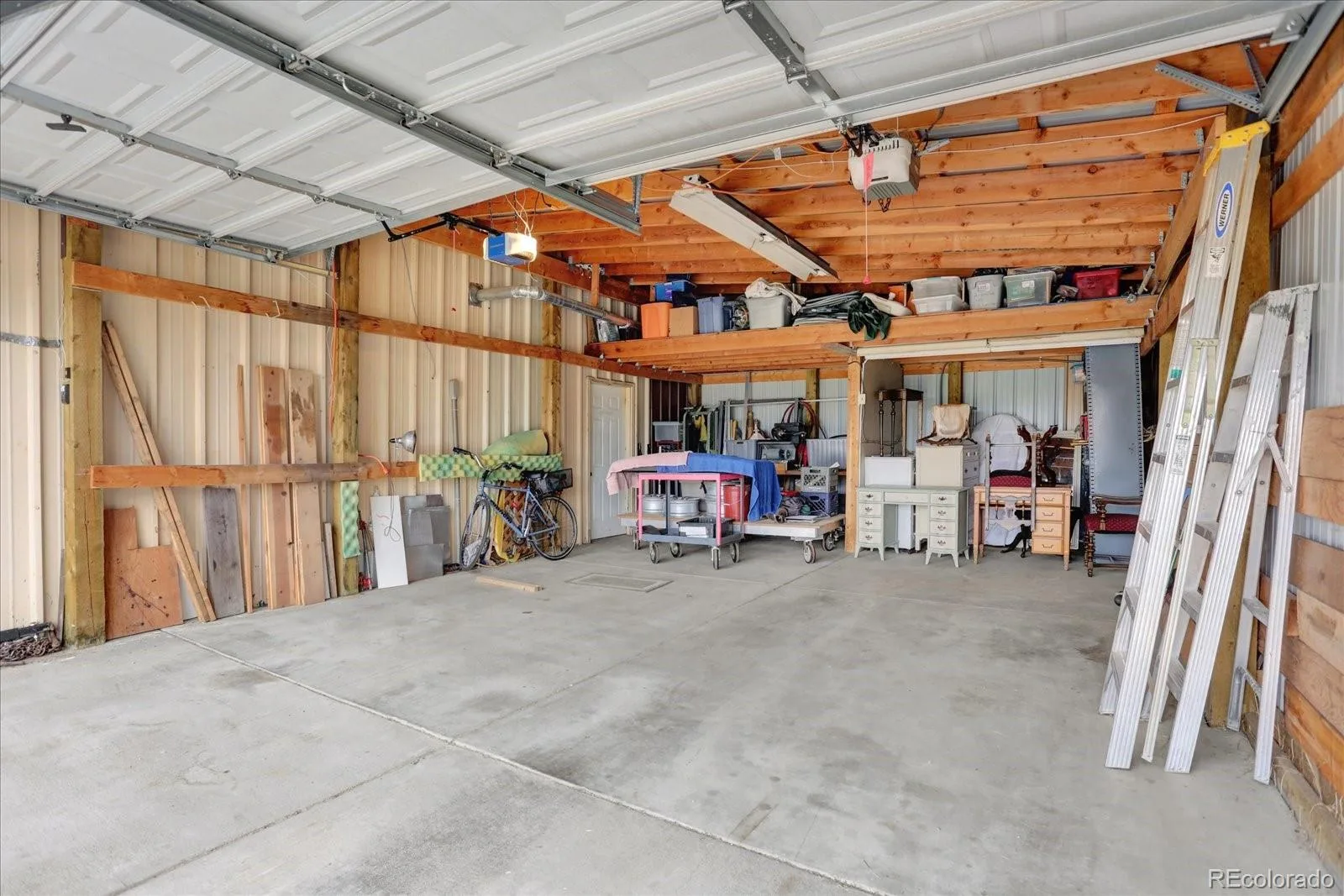 43120 London Drive Parker CO 80138 | MLS #REC3362566 08172026200412 1600 36