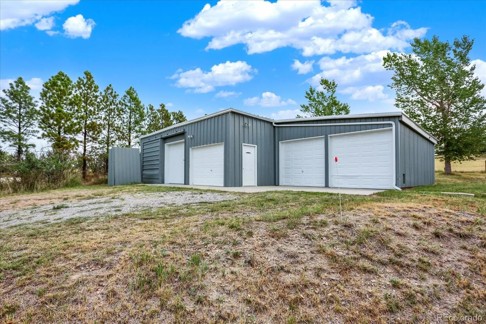 43120 London Drive Parker CO 80138 | MLS #REC3362566 08172026200412 1600 40