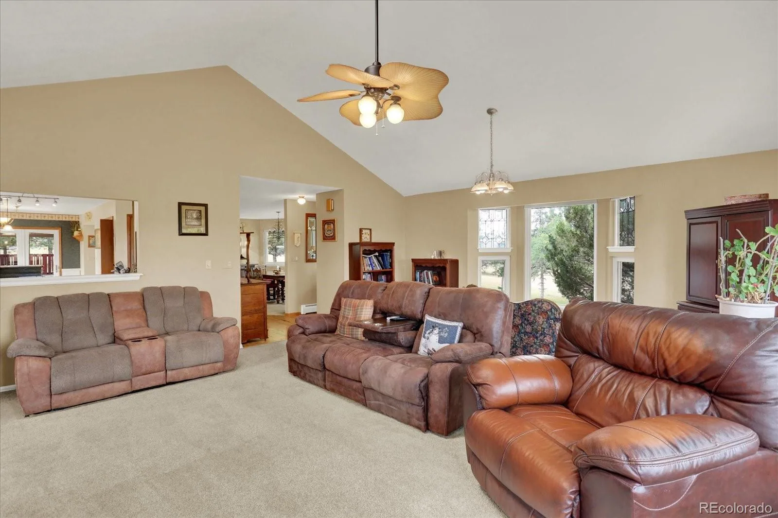 43120 London Drive Parker CO 80138 | MLS #REC3362566 08172026200412 1600 6