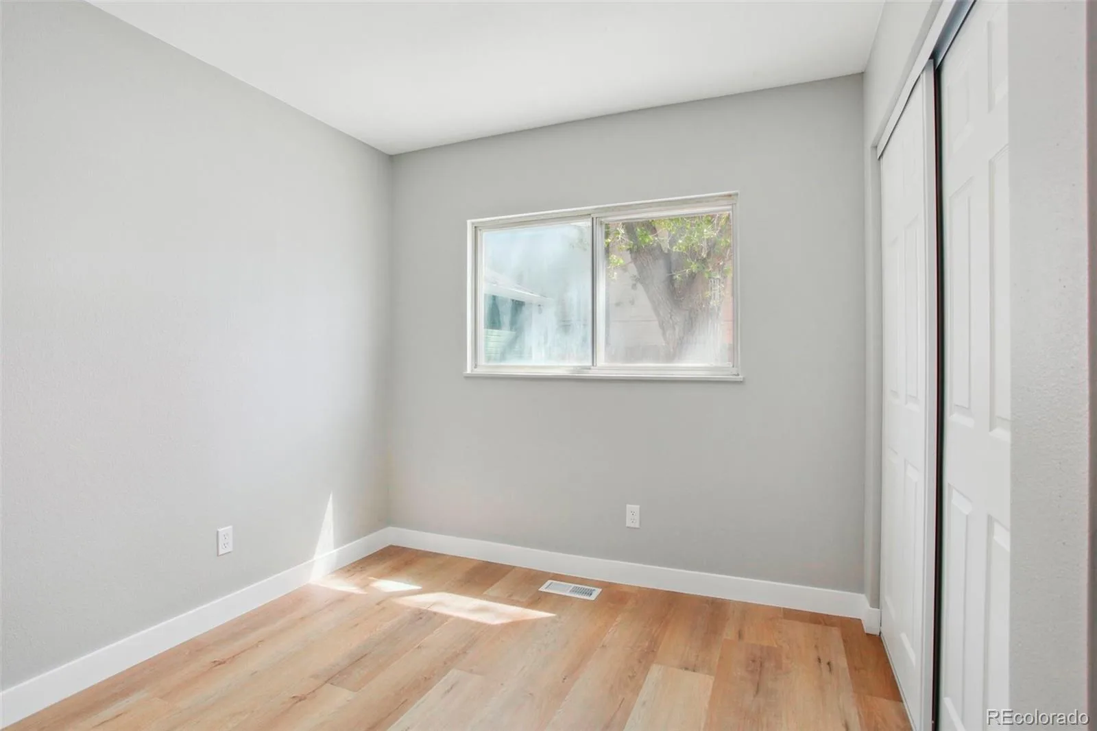 19644 E Girard Drive Aurora CO 80013 MLS #REC3363968 06202026014727 1600 13