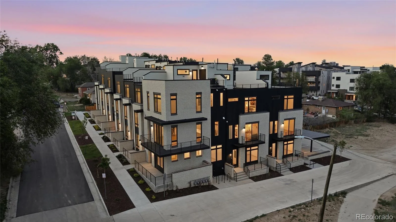 1230 N ZENOBIA Street #4 Denver CO 80204 MLS #REC3364061 06262026221608 1600 1