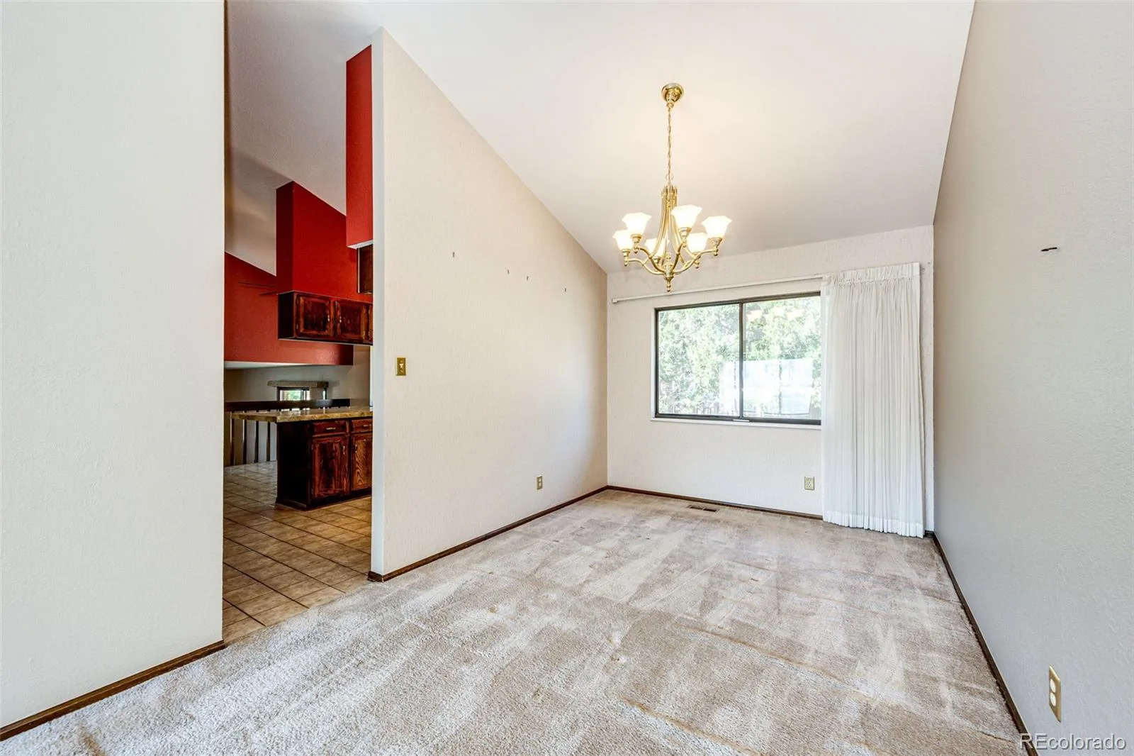 2303 S Eldridge Court Lakewood CO 80228 | MLS #REC3365235 08062026022420 1600 18