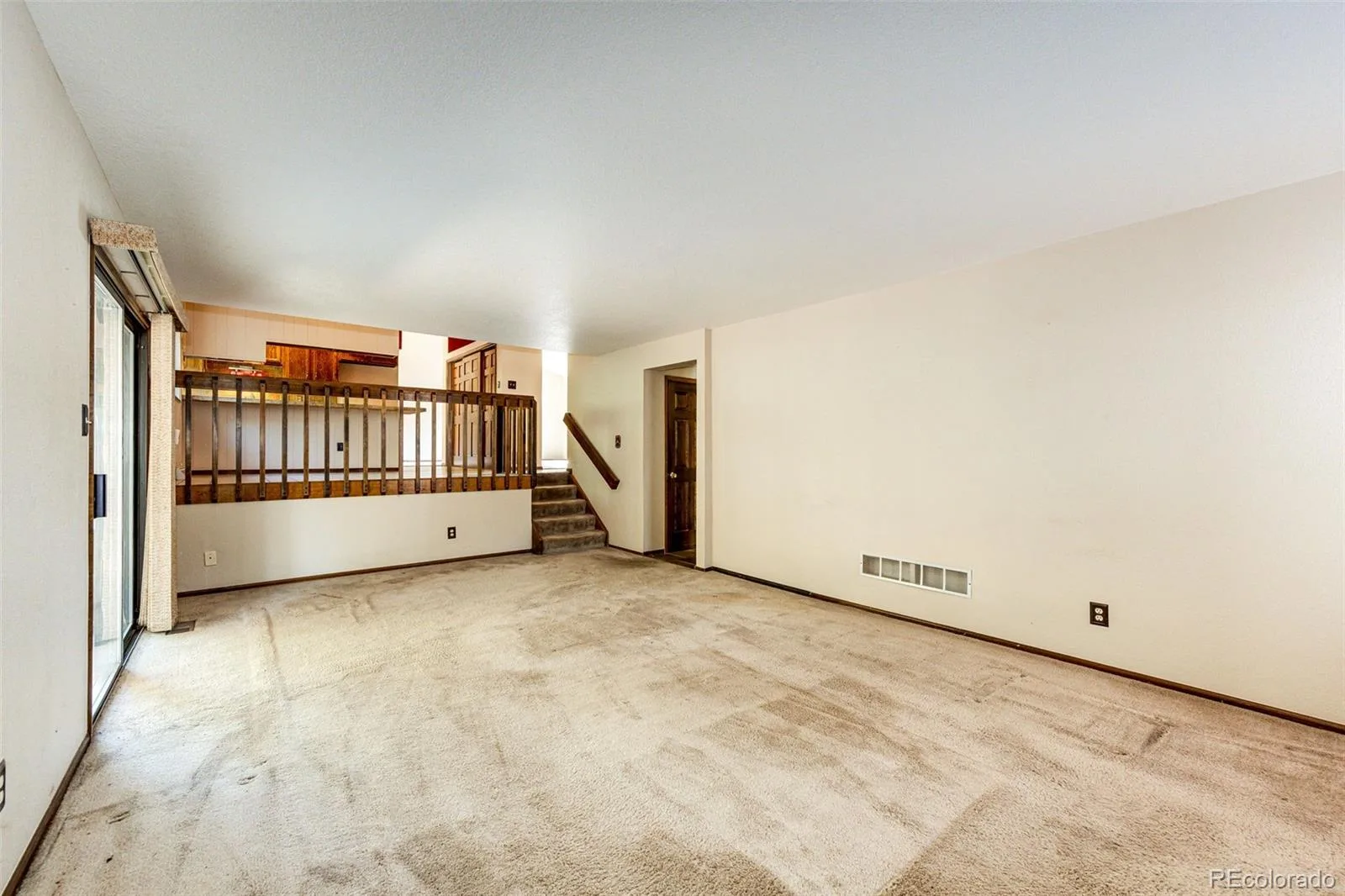 2303 S Eldridge Court Lakewood CO 80228 | MLS #REC3365235 08062026022420 1600 28
