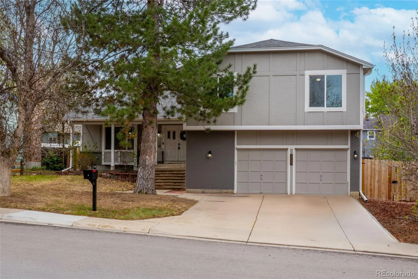3737 S Walden Street Aurora CO 80013 MLS #REC3365833 05022026055840 1600 0