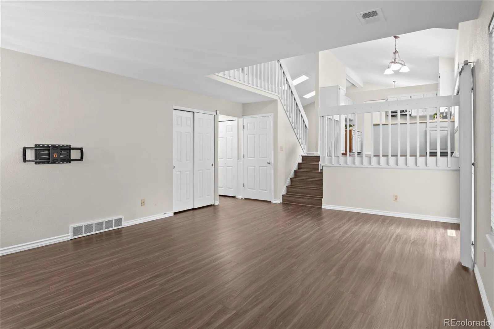 3737 S Walden Street Aurora CO 80013 MLS #REC3365833 05022026055840 1600 11