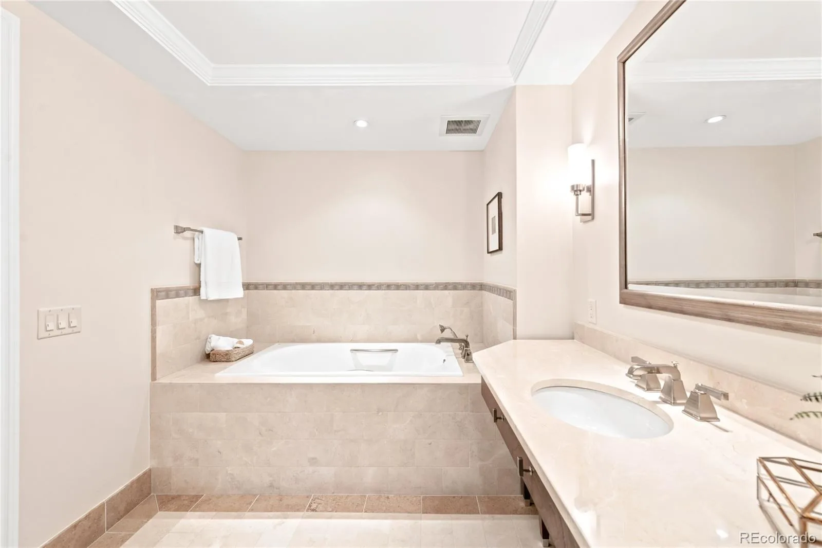 1891 Curtis Street #1620 Denver CO 80202 | MLS #REC3367319 08212026173630 1600 14
